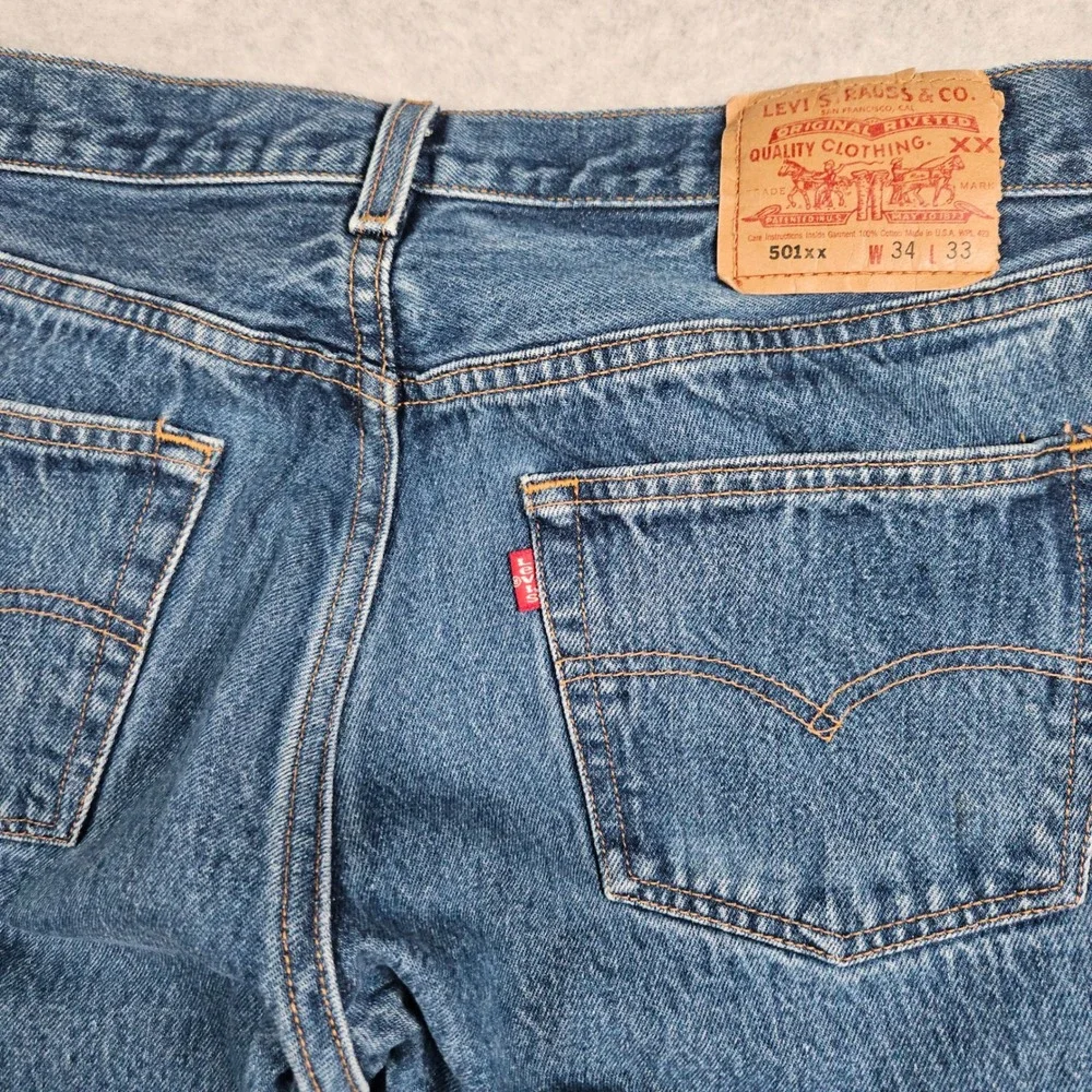 Vintage Levi's 501xx Men's 34x33 Blue Denim Jeans USA Made 08/2000 (Fits 32x30)